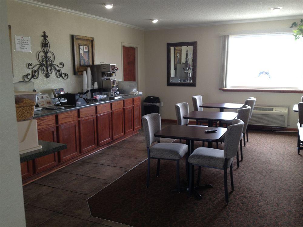 America'S Best Inn And Suites Emporia Eksteriør billede