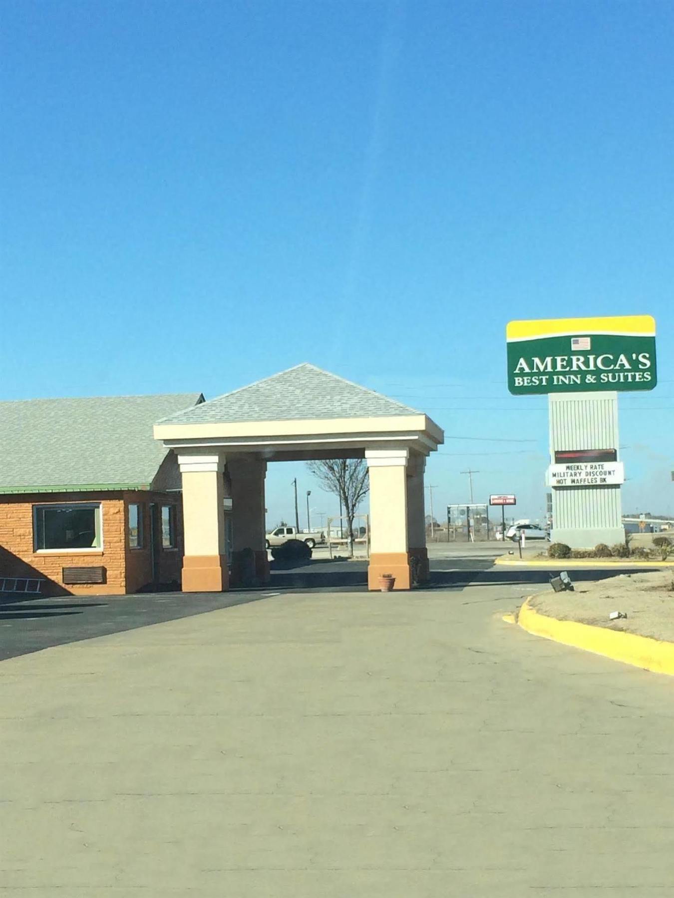 America'S Best Inn And Suites Emporia Eksteriør billede