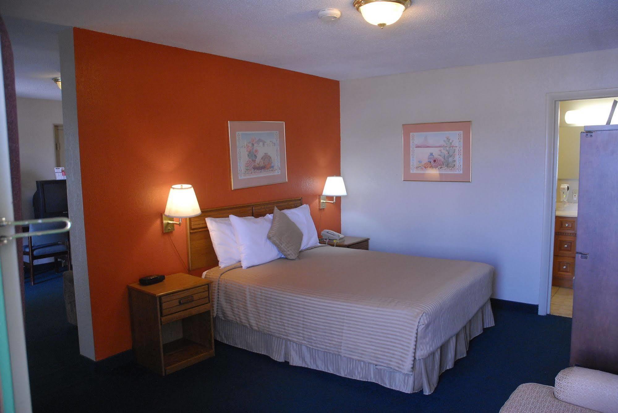 America'S Best Inn And Suites Emporia Eksteriør billede