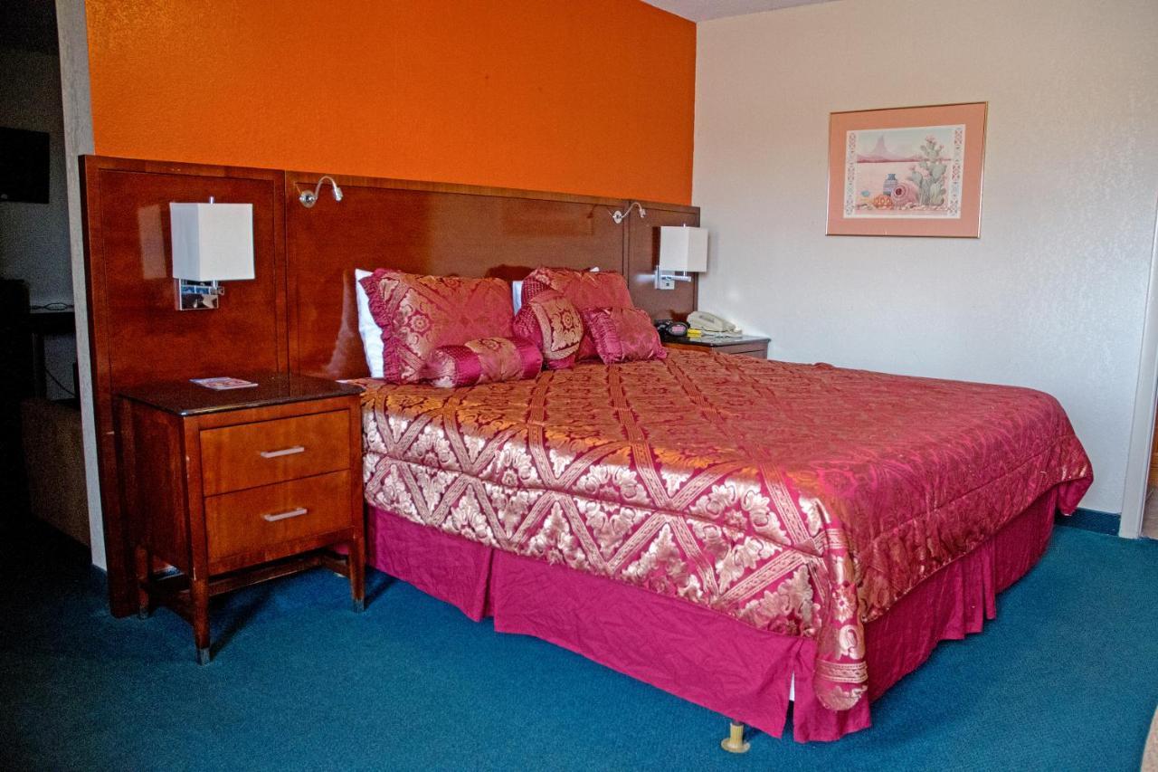 America'S Best Inn And Suites Emporia Eksteriør billede